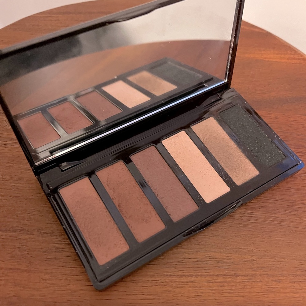 Charlotte Tilbury Super Nudes Eyeshadow Pallete
